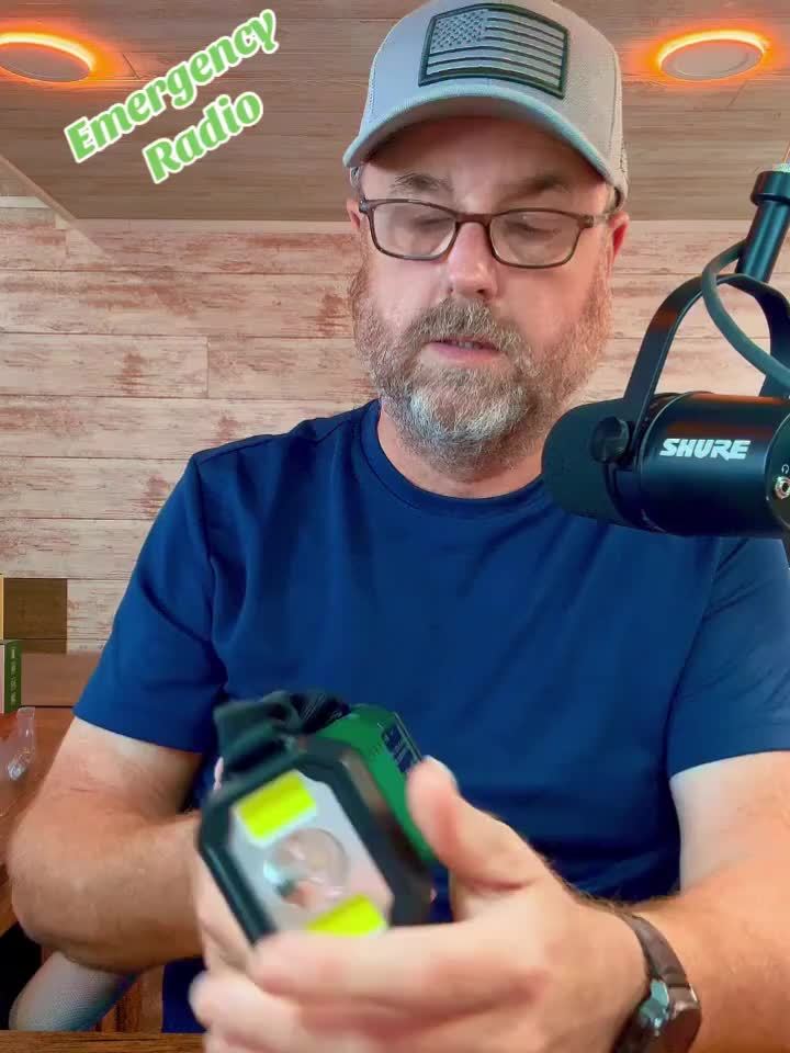 Portable Solar Crank Emergency Radio with Power Bank