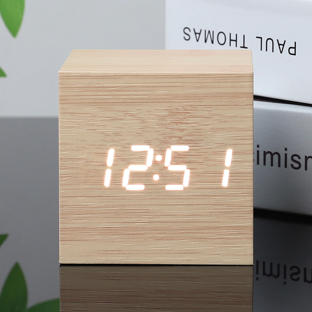 Accurate Square LED Clock Thermometer