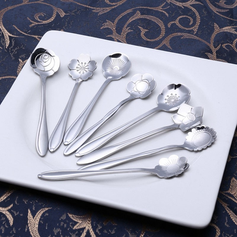 Stainless Steel Teaspoon Set with Floral Pattern
