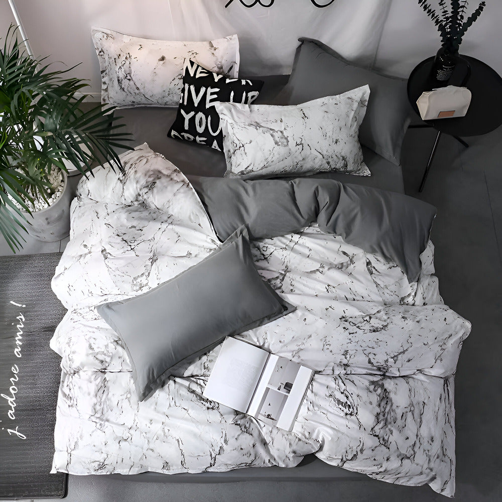 Elegant 3-Piece Bedding Set with Stone Pattern