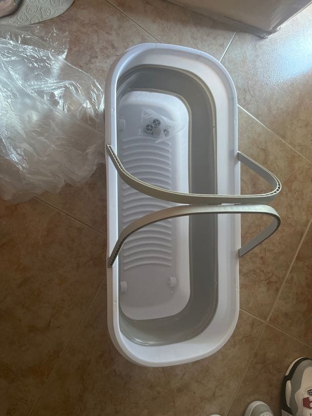 Portable Foldable Water Bucket