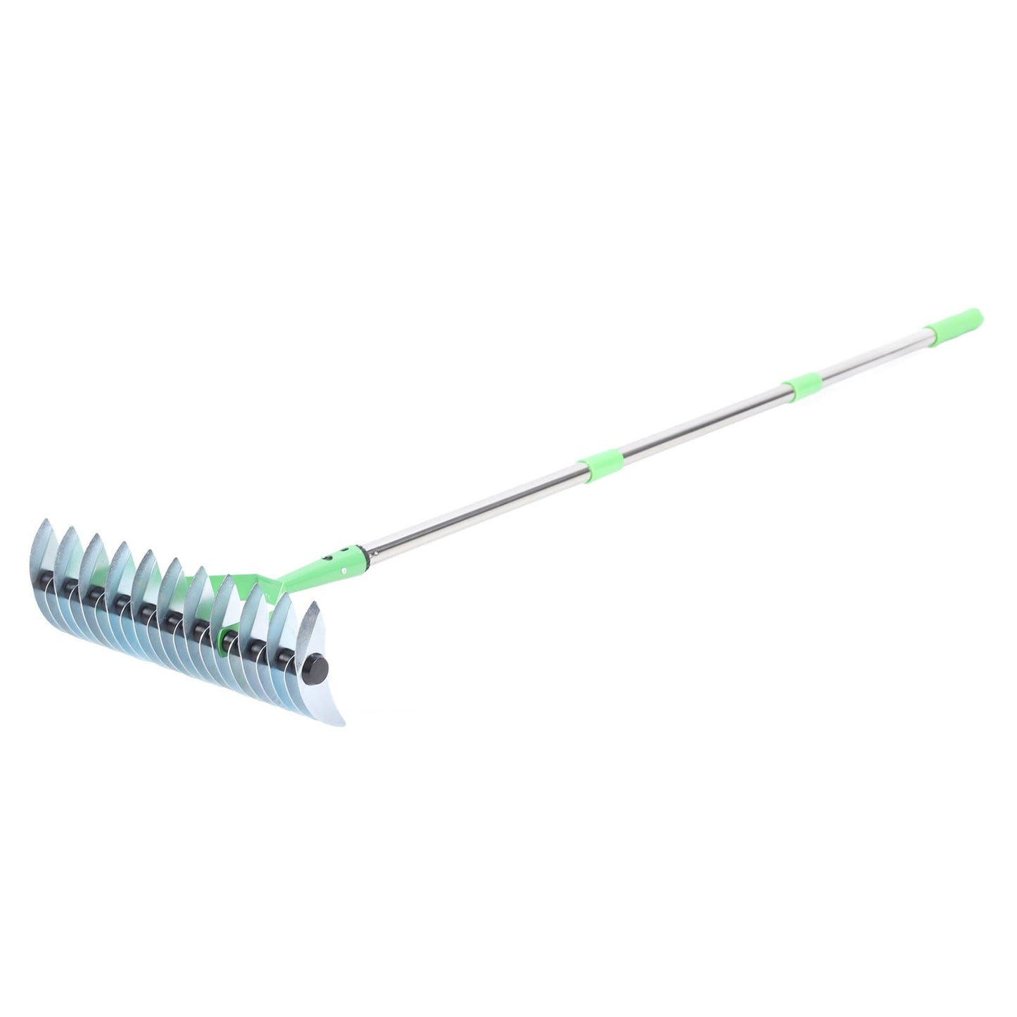 Effective Lawn Rake for Removing Dead Grass