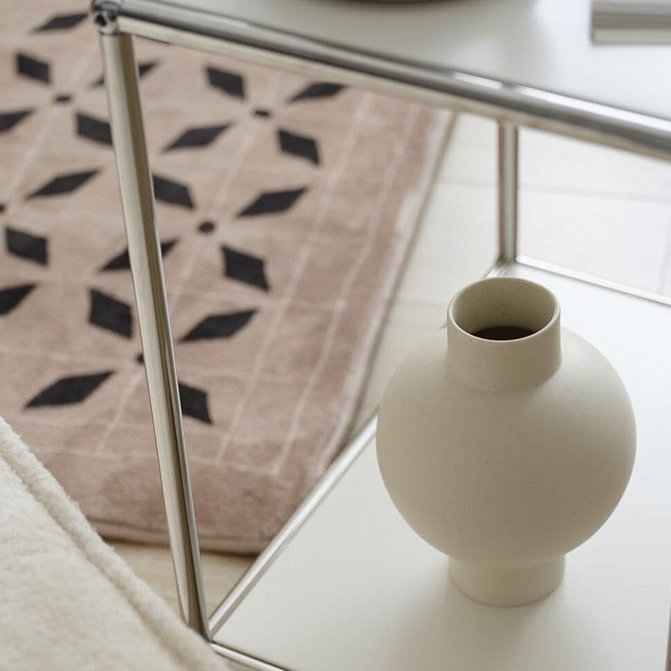 Sleek Modern Befez Lamp