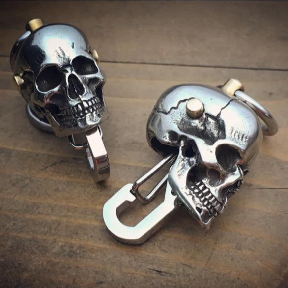 Cool Skull Pendant Keychain