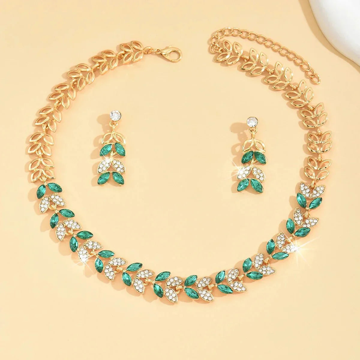 Green Gemstone Diamond Pendant Set