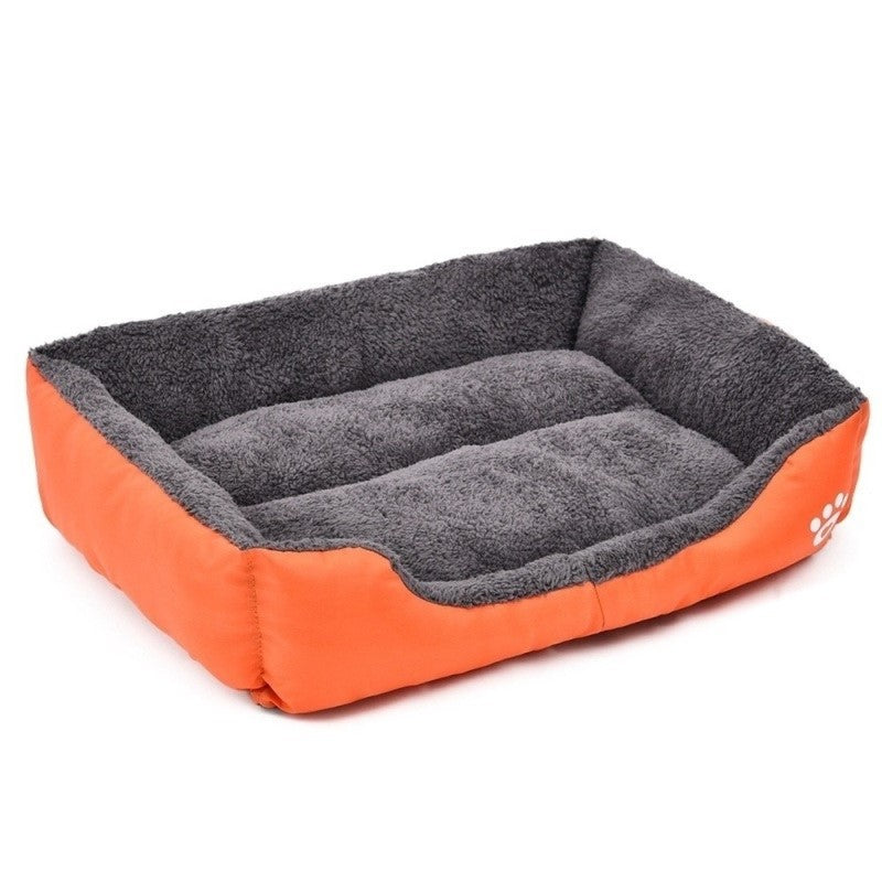 Plush Pet Bed for Maximum Comfort