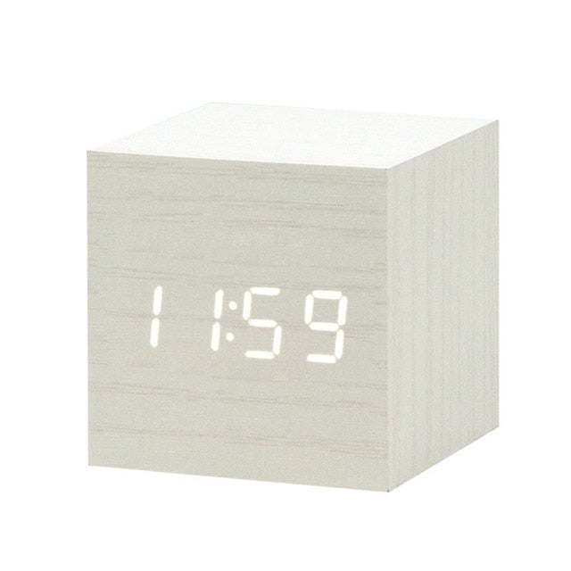 Simple Voice Controlled Digital Alarm Clock