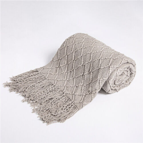 Cozy Plaid Throw Blanket with Tassels for Sofa