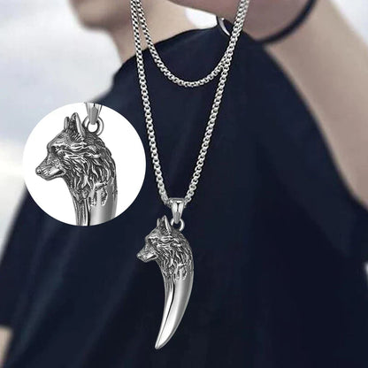 Strong Wolf Head Titanium Necklace