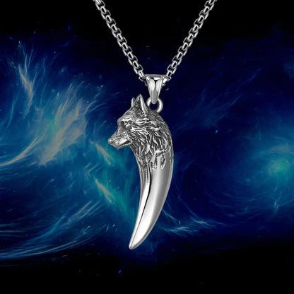 Strong Wolf Head Titanium Necklace