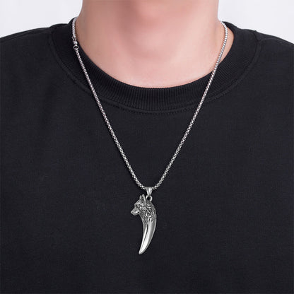 Strong Wolf Head Titanium Necklace