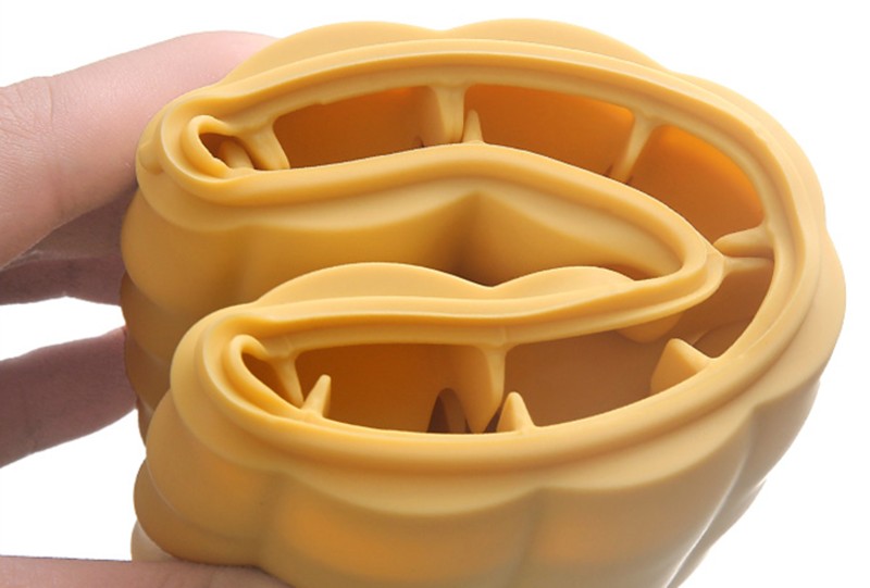 Silicone Pumpkin Ice Cube Tray with Lid for Home Bars