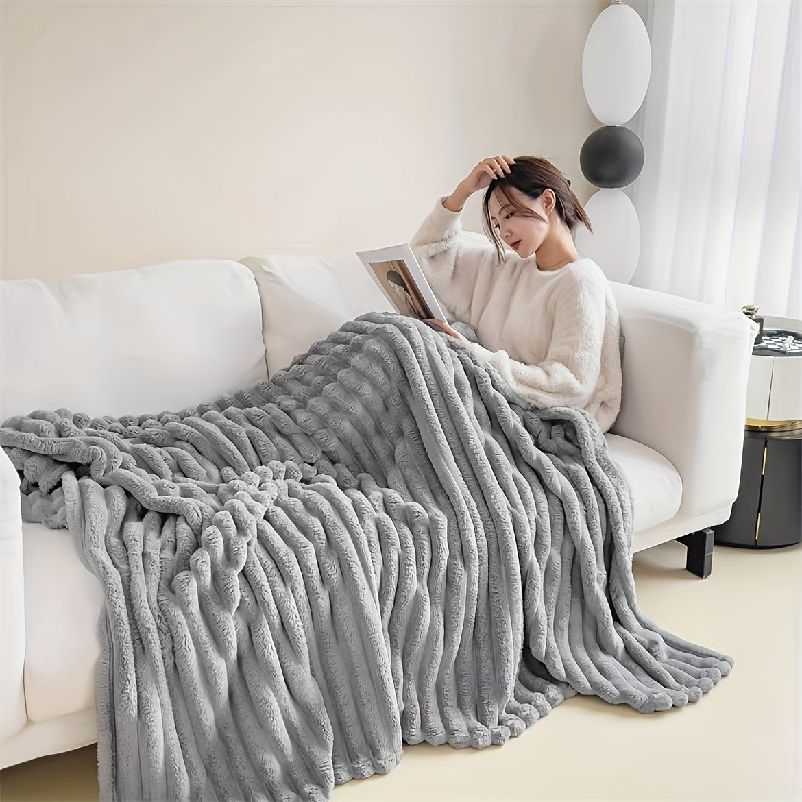 Soft Plush French Inspired Throw Blanket - Befez