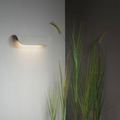 Befez | Sleek Weatherproof Arc Outdoor Wall Light