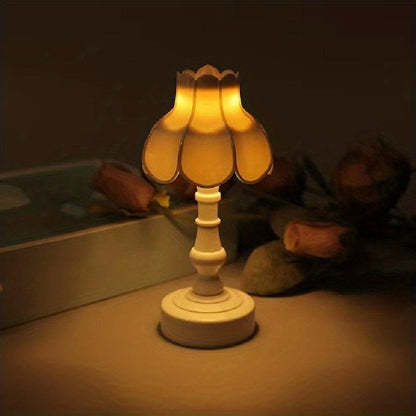 Compact Vintage Style LED Desk Lamp - Befez