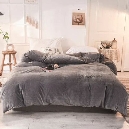 Soft Plush Duvet Cover for Warm Sleep