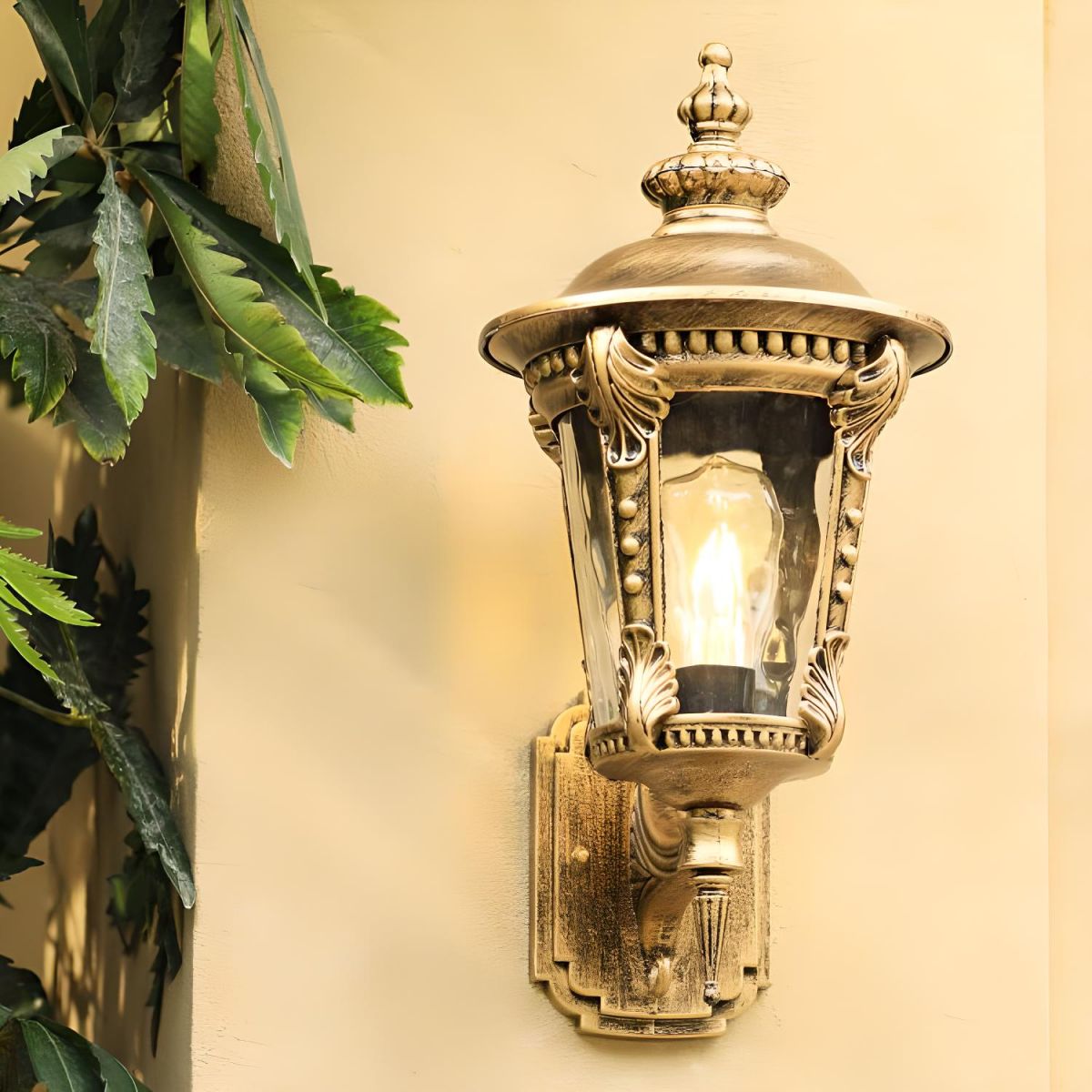 Rustic Outdoor Glass Pendant Lantern Light