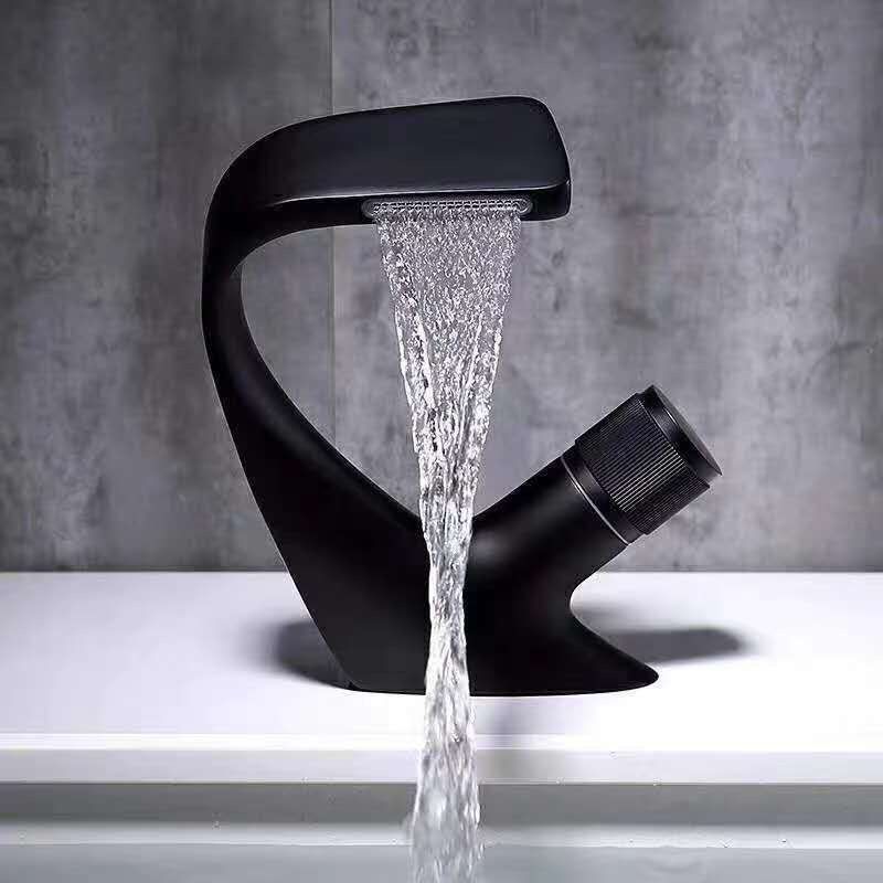 Modern Copper Kitchen Sink Faucet with Brass Handle