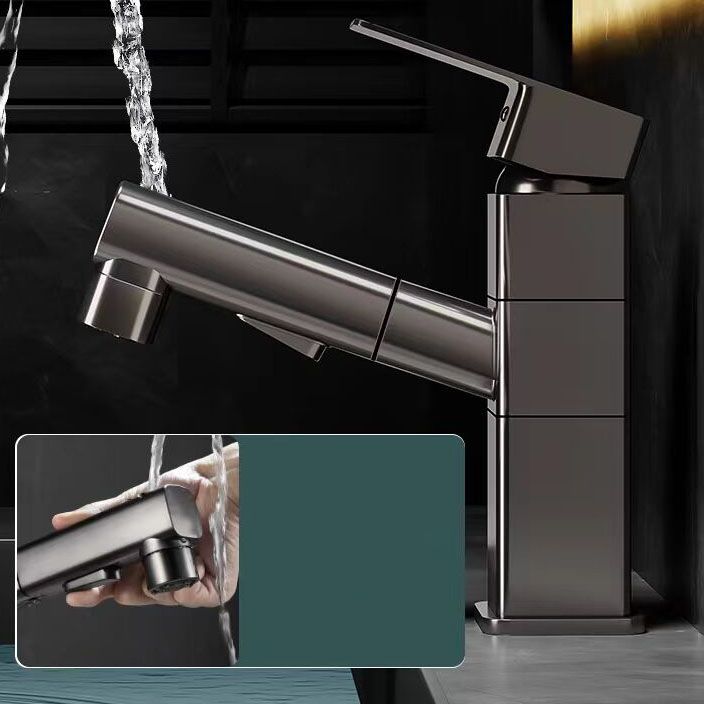 Modern Single Handle Bathroom Faucet with Spray Head