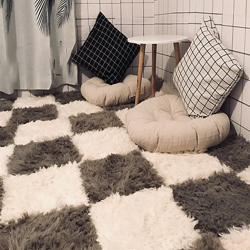 Soft Bedroom Carpet Tiles Stain Resistant Squares