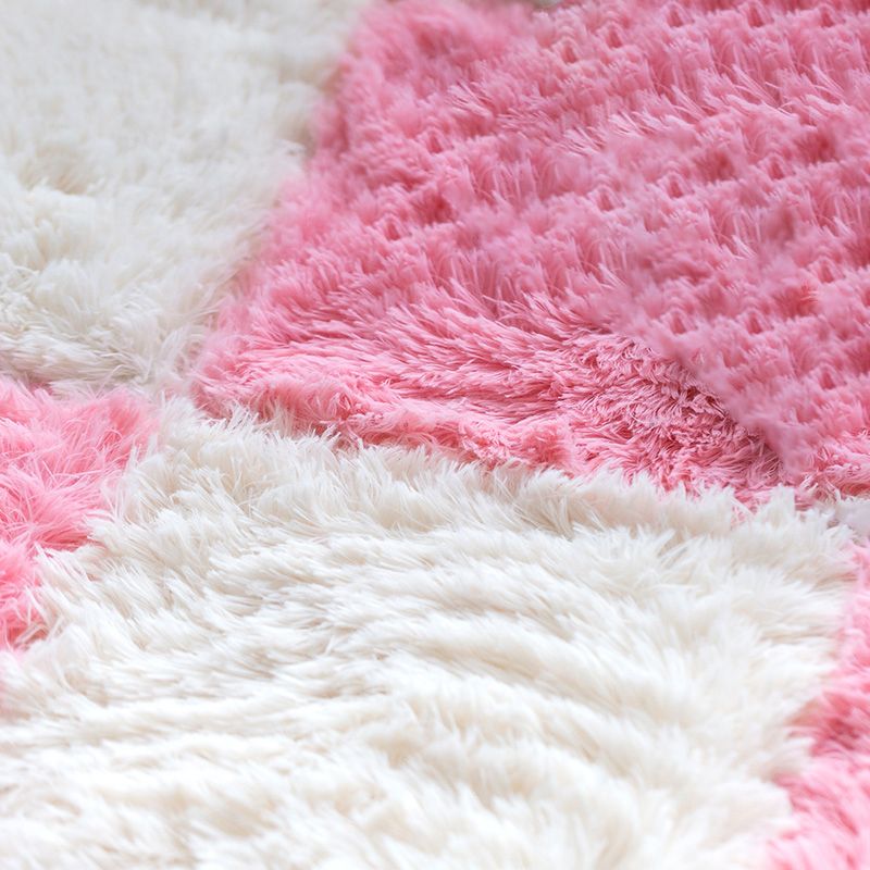 Soft Bedroom Carpet Tiles Stain Resistant Squares