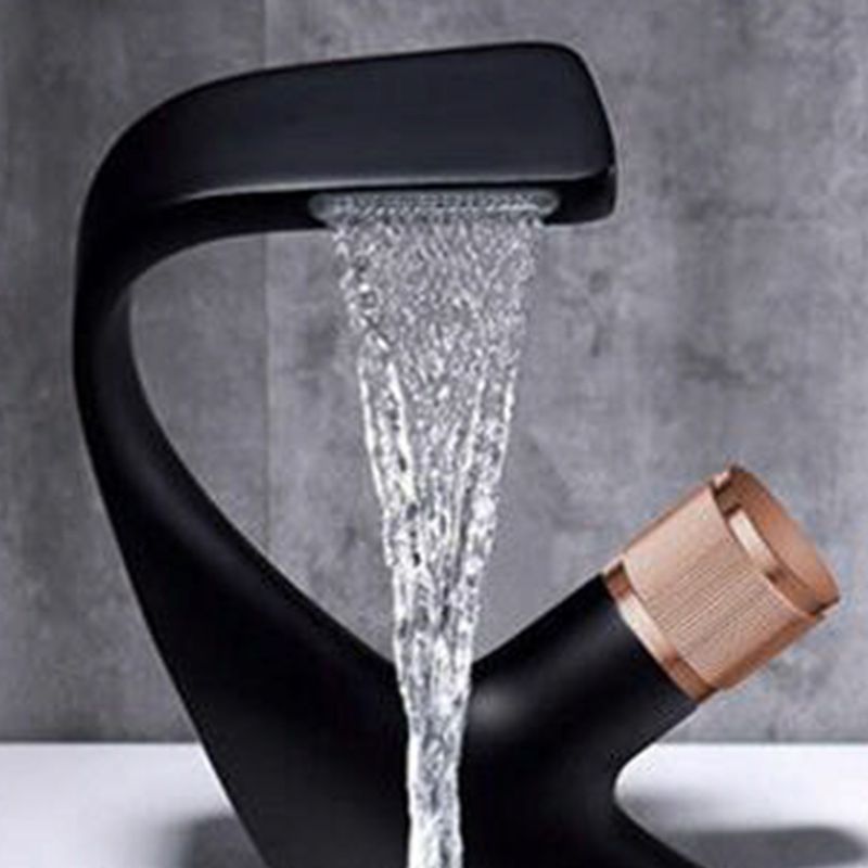 Modern Copper Kitchen Sink Faucet with Brass Handle