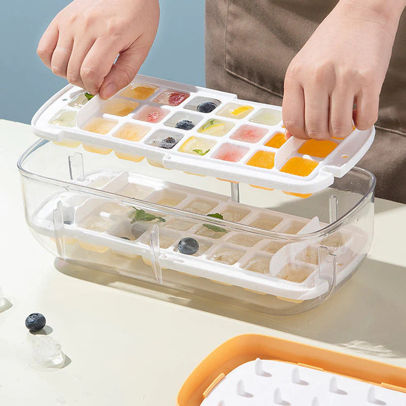 Compact Ice Cube Maker with Removable Tray