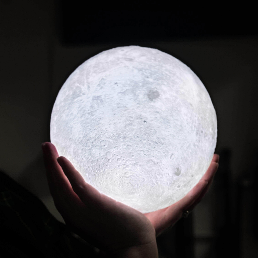 Befez | Elegant Moon Lamp with Cordless Touch Control