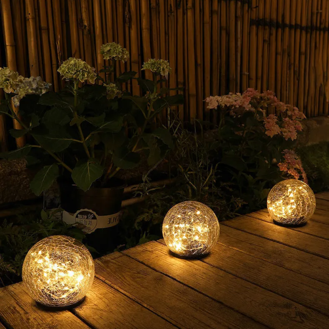 Easy Solar Powered Globe Lamp