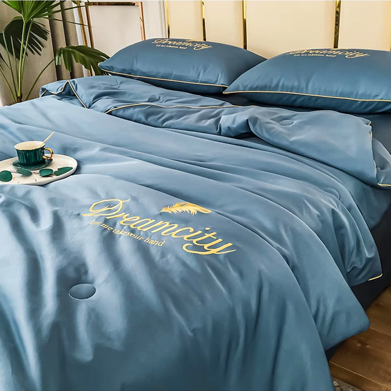 Soft Lightweight Sleep Blanket