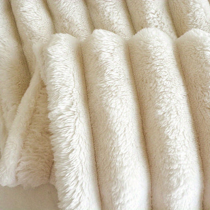 Cozy Plush Throw Blanket for Home