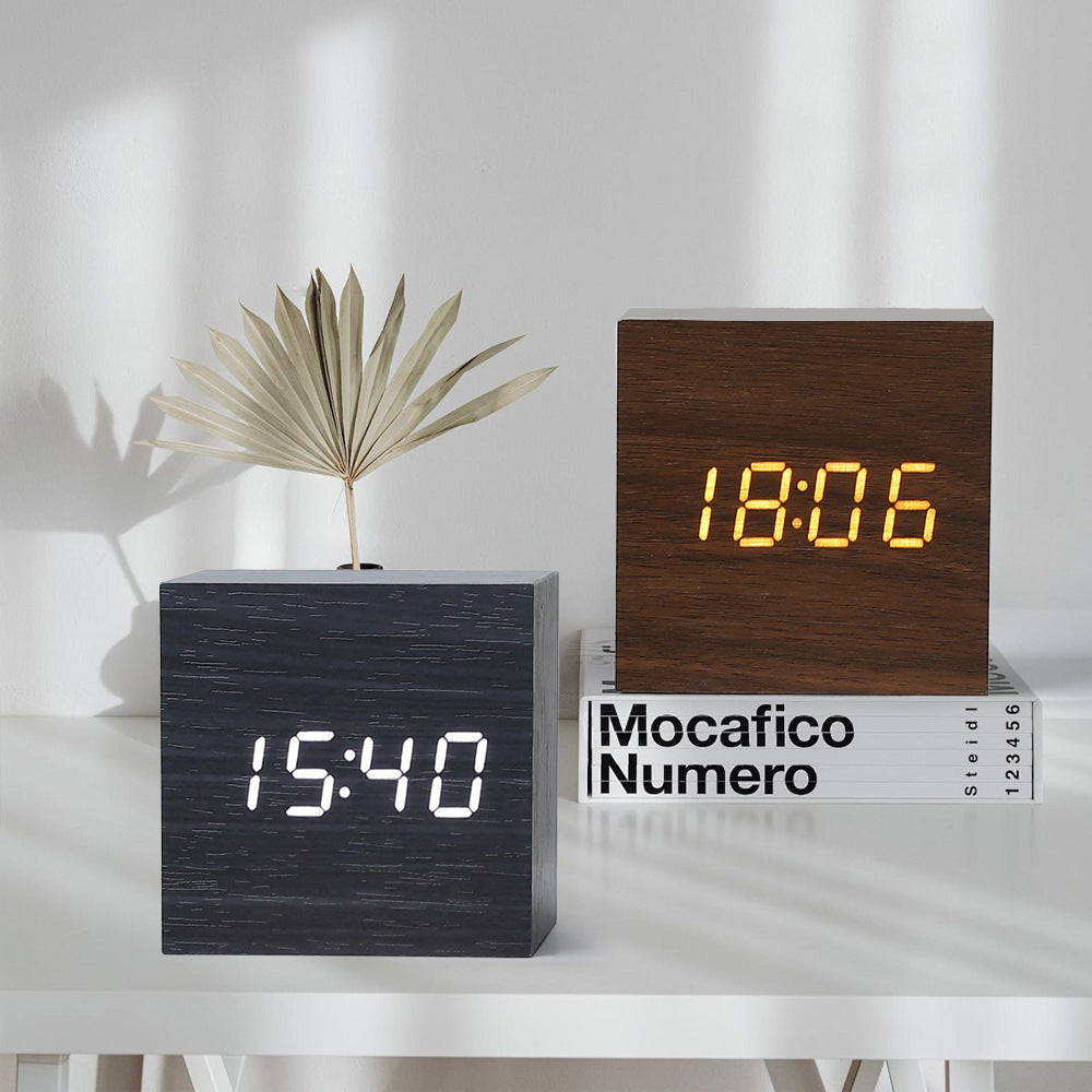 Accurate Square LED Clock Thermometer - Befez