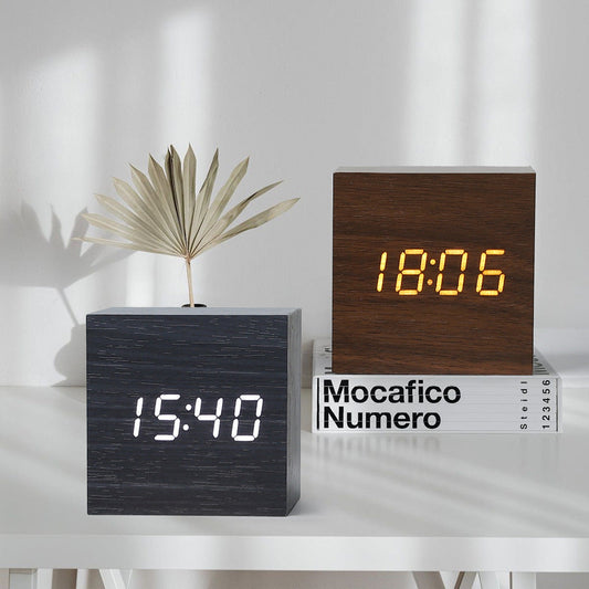 Accurate Square LED Clock Thermometer - Befez