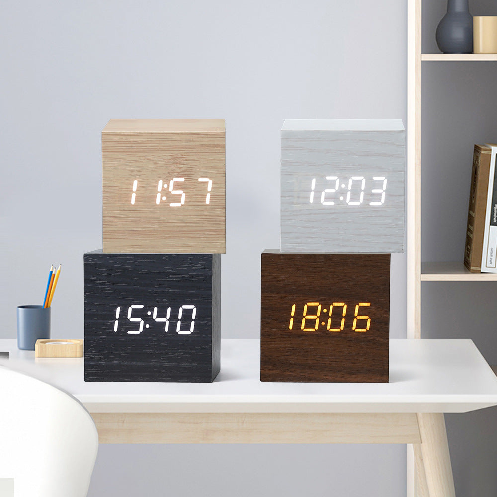 Accurate Square LED Clock Thermometer