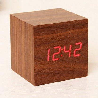 Accurate Square LED Clock Thermometer