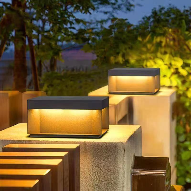 Waterproof Outdoor Villa Gate Post Lamp