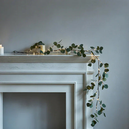 Floral String Table Lamp