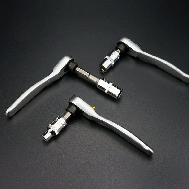 Compact Multi-Bit Screwdriver Set