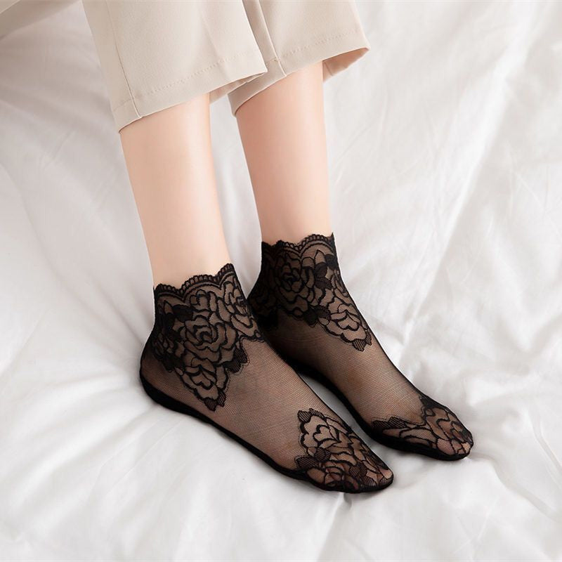 Befez | Women's Elegant Lace Ankle Socks - Befez