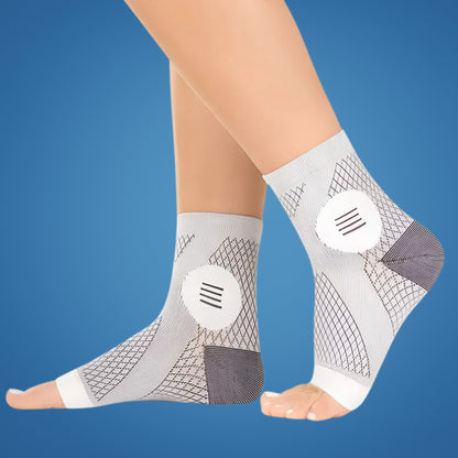 Comfortable Medical Compression Socks for Swollen Feet Relief