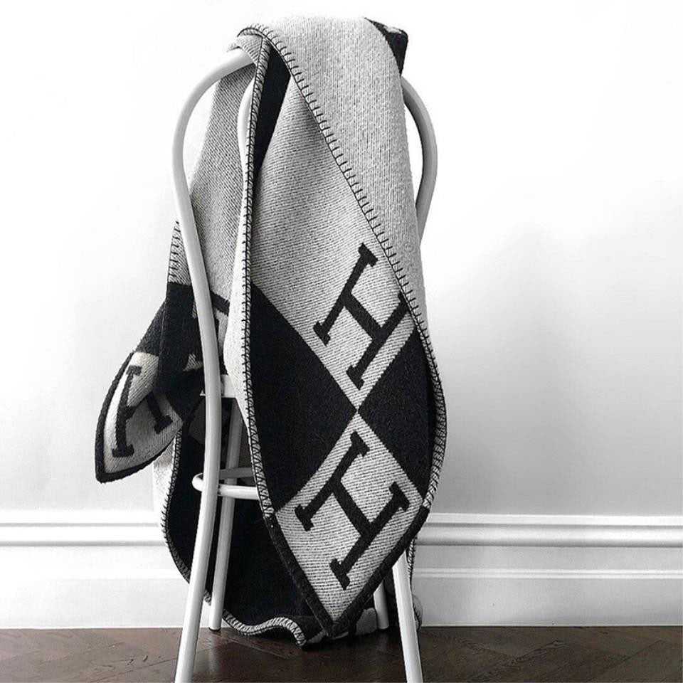 Befez | Soft Premium Wool Blanket for Cozy Homes