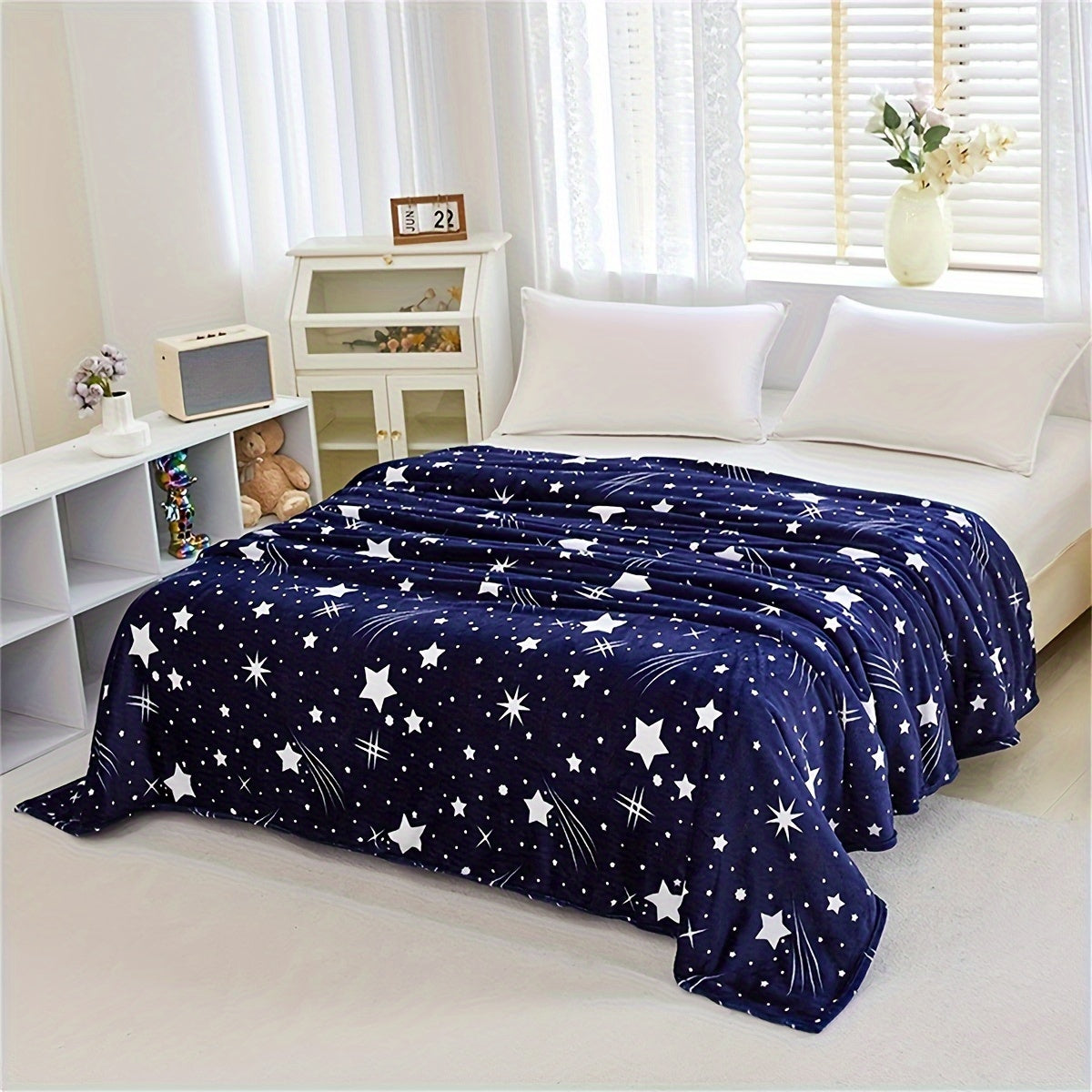 Cozy Fleece Throw Blanket with Galaxy Print