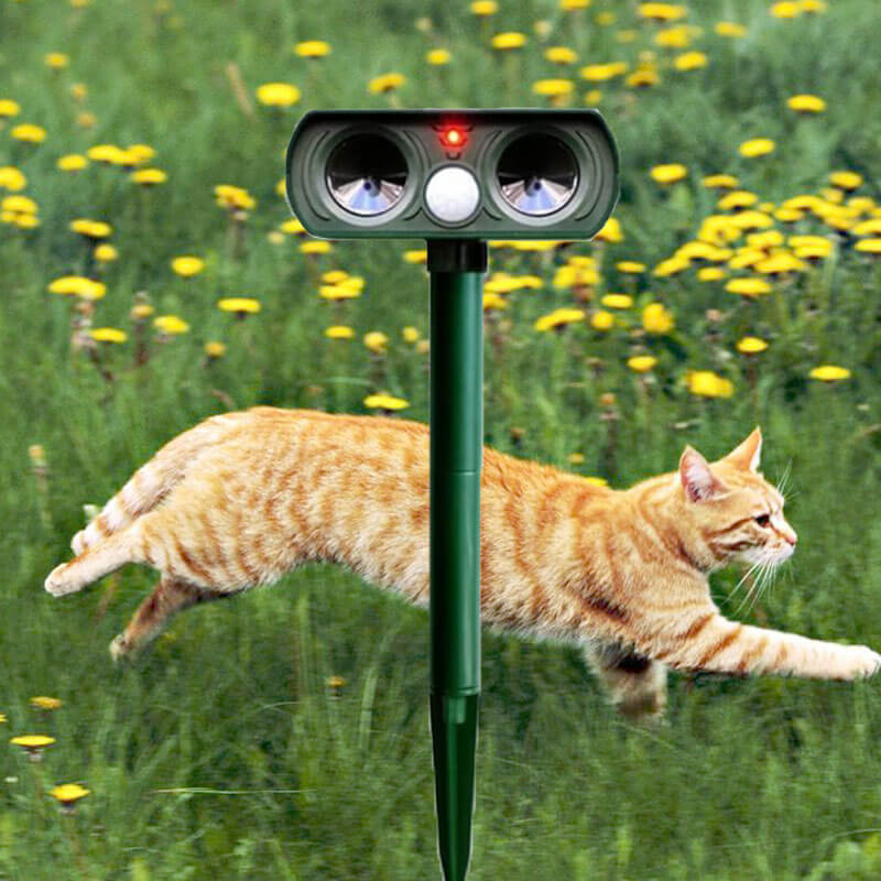 Outdoor Motion Activated Animal Repellent Ultrasonic Device - Befez