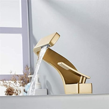 Stylish Chrome Kitchen Sink Faucet