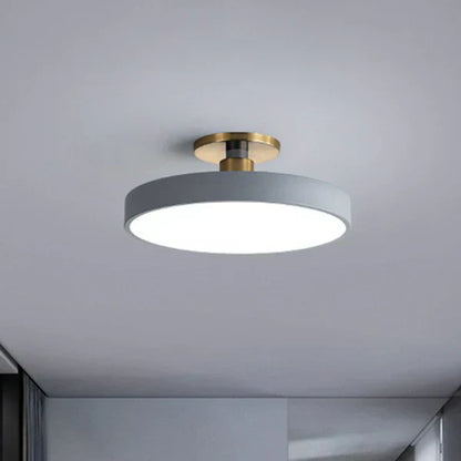 Simple Modern Table Lamp