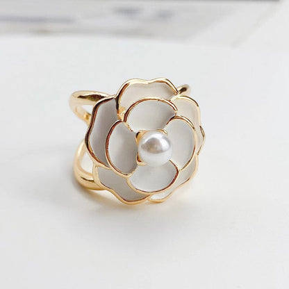 Beautiful Floral Scarf Clip