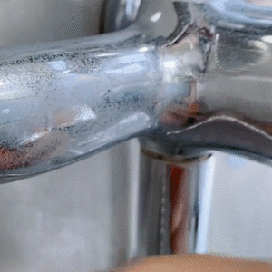 Powerful Limescale Remover Spray