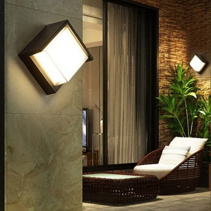 Motion Activated Outdoor Security Lamp