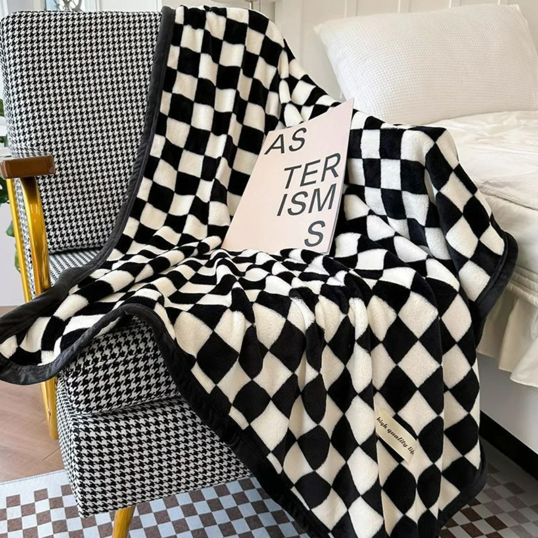 Cozy Plaid for Soft Relaxation