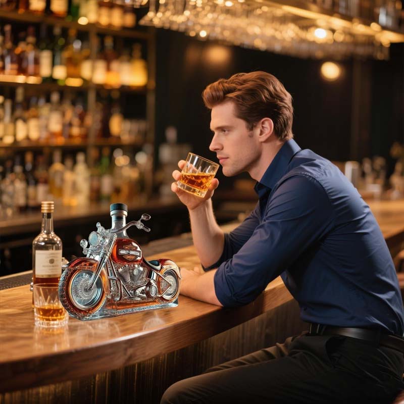 Rare Collectible Harley Davidson Whiskey Decanter